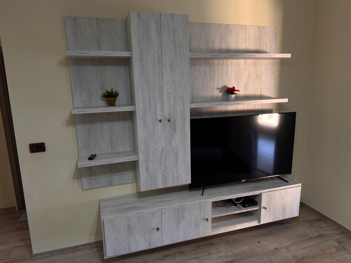 Family Apartments Σαράντα Εξωτερικό φωτογραφία